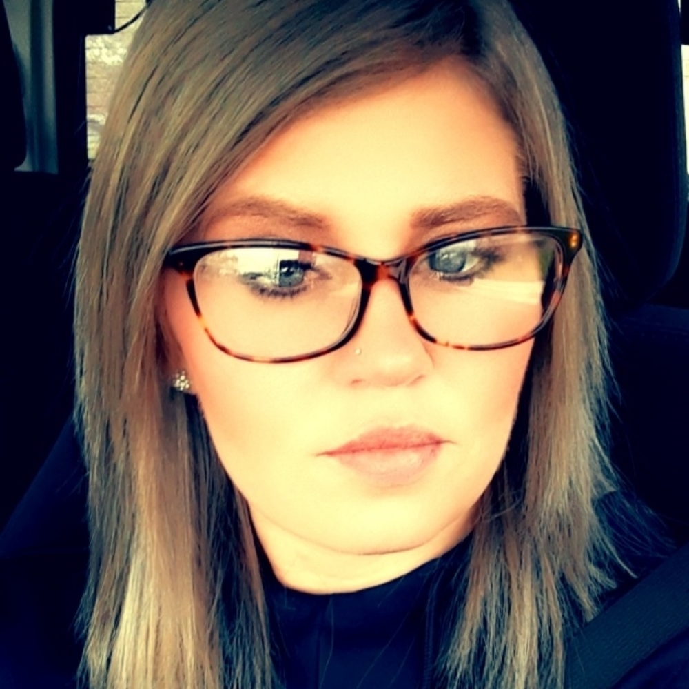 Meet your Posher, Mandie